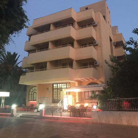 艾米勒47号酒店 马尔马里斯 外观 照片
